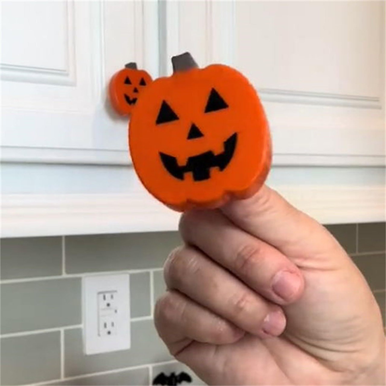 Halloween pumpkin knob cover,  - огляд і ціна Furniture Hardware Manufacturer